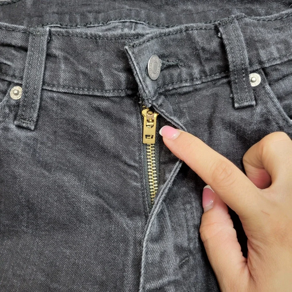Levis measurements disclaimer